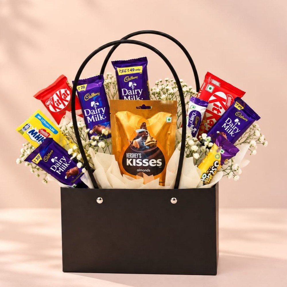 ✨ PREMIUM CHOCOLATE GIFT HAMPER ✨