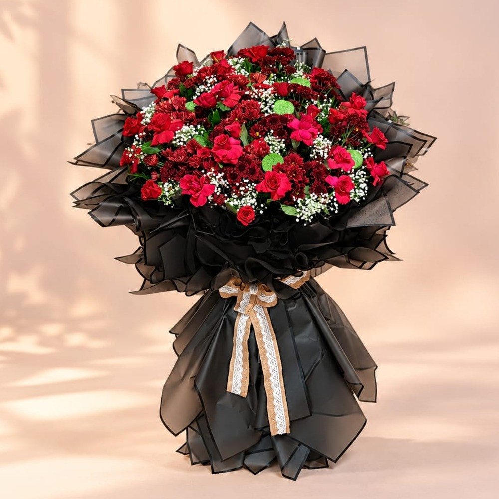 Luxury Red & Black Floral Bouquet