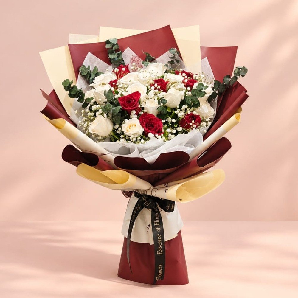 Red & White Premium Rose Bouquet ❤️🤍