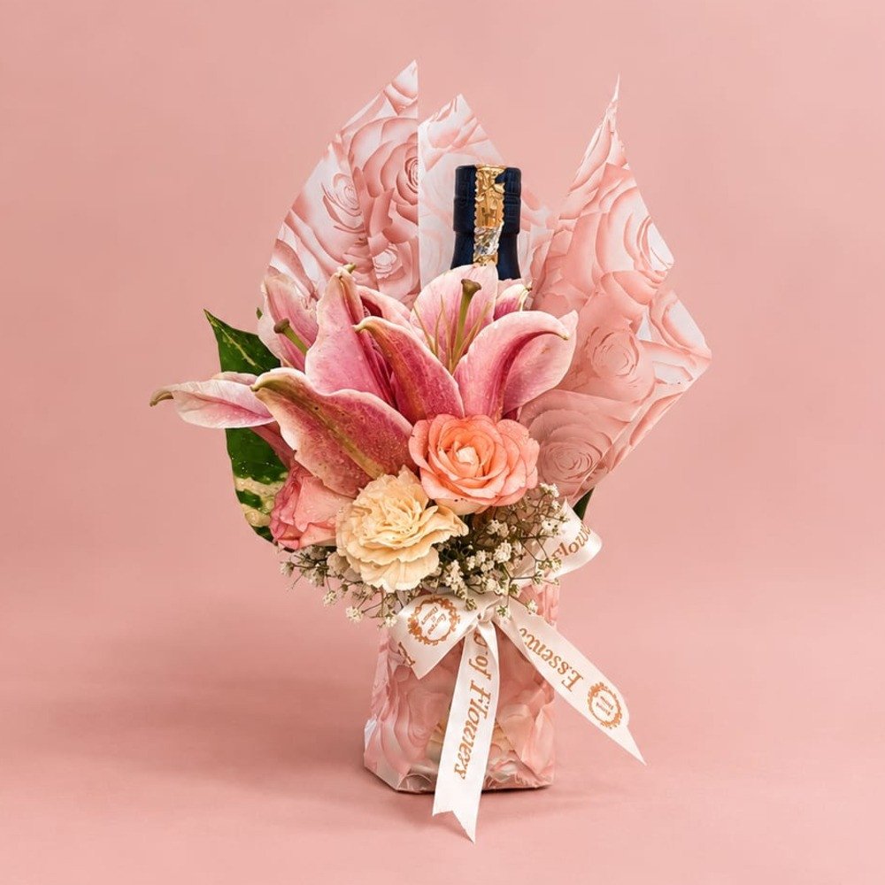 Elegant Pink Lily & Rose Bouquet 💗✨