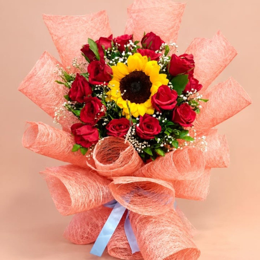 Red Rose & Sunflower Bouquet 🌻🌹